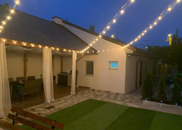 Casa Anastasia-constanta Delfinariu Gazde/Camere de închiriat